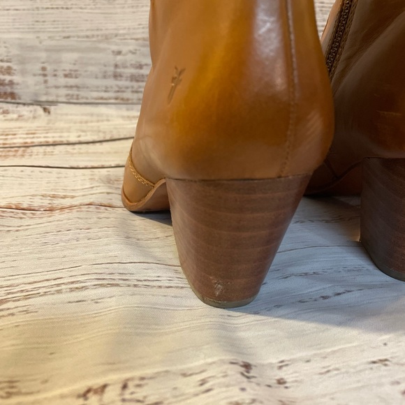 Frye Judith zip booties size 7.5 - Picture 5 of 5